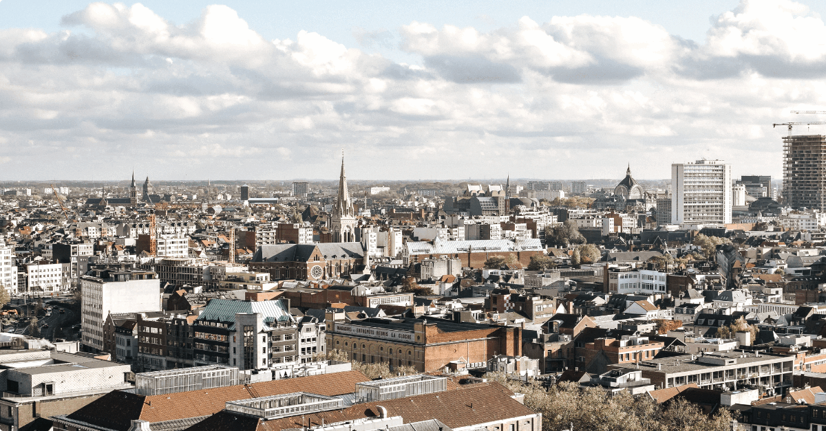 Ontwerp-Nota Ruimte; het Rijk herneemt de regie op ruimtelijke ordening